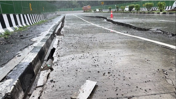 Road Damage on National Highway  (Symbolic picture)