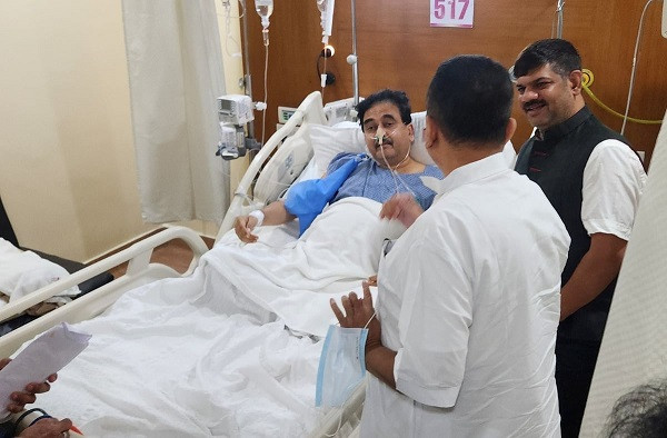 Shuvendu Adhikari visits Abhijit Gangopadhyay in hospital