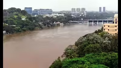 KP, Boat Club Road residents raise  water level