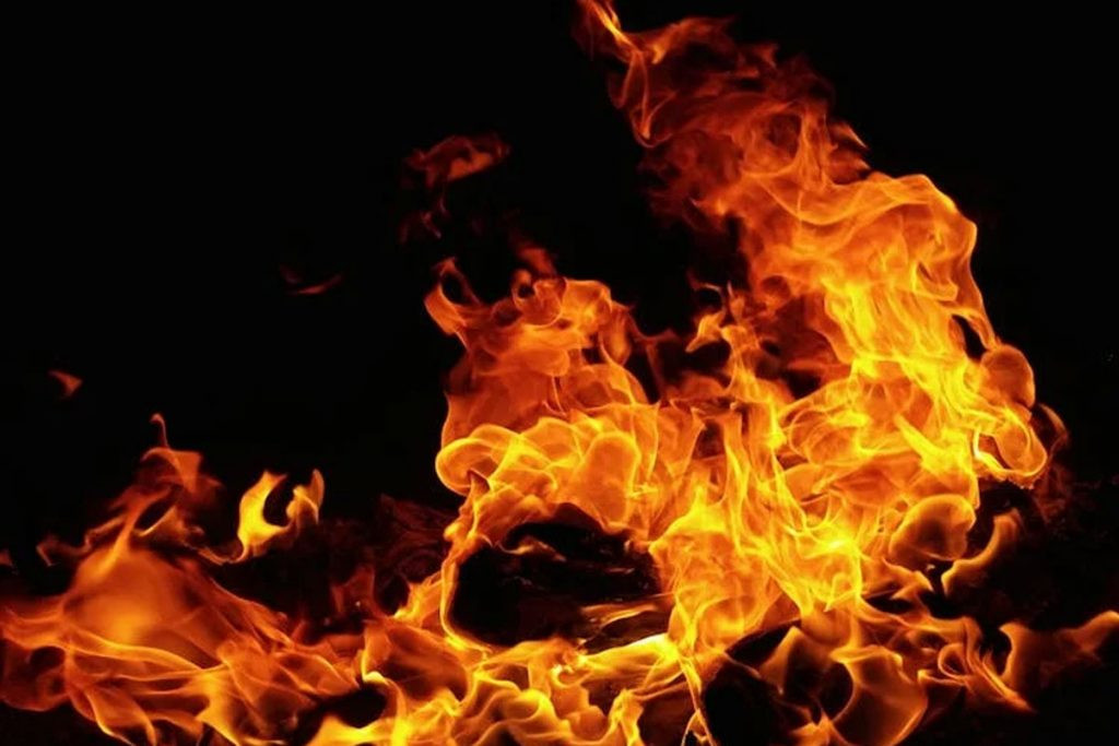 Fire broke out in howrah domjur west bengal