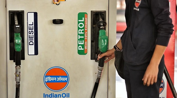 petrol and diesel (symbolic picture)