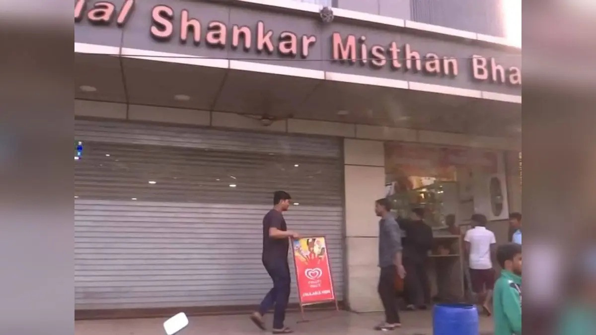 Food Safety Raids Shops in Jaipur After Police Fall Sick