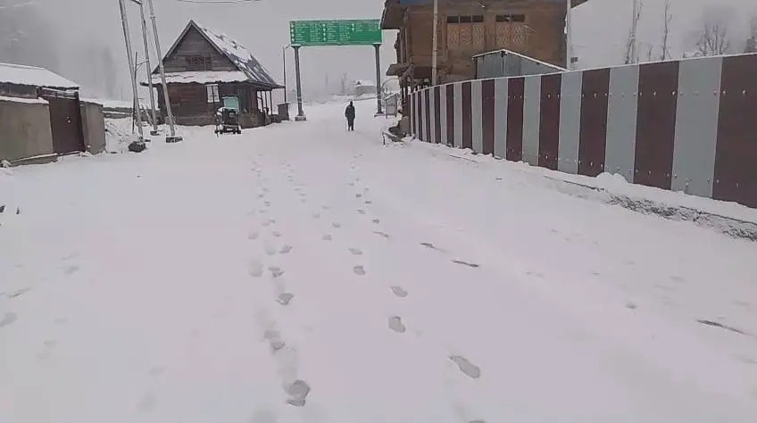 Light Rain/Snow  in Parts of J&K