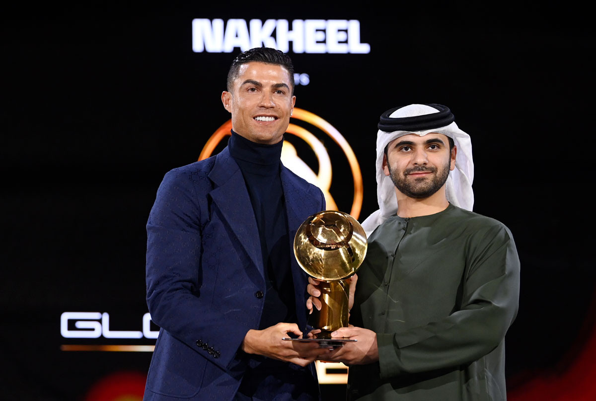 Cristiano Ronaldo eyes 1,000 goals after winning Globe Soccer Award