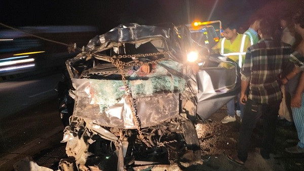 Yamuna Expressway Road Accident