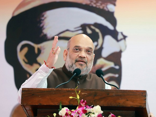 Amit Shah pays tribute to Netaji on Parakram Diwas