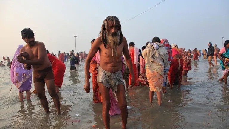 Pilgrims at Gangasagar