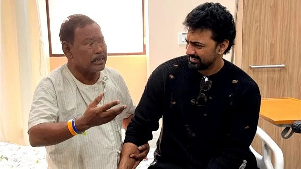 Actor-MP Dev Meets Bike Ambulance Dada Karimul Haque