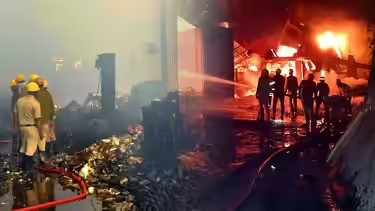 Fire at Kolkata warehouse