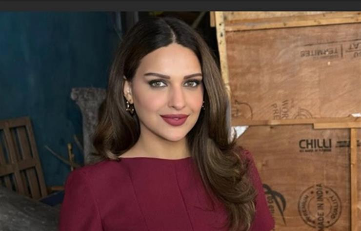 Punjabi Actress Himanshi Khurana Receives ₹10 Crore Extortion Threat