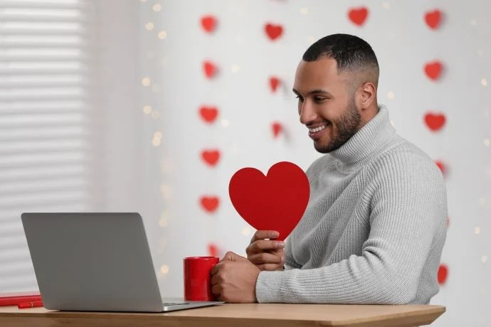 Valentine’s Day Tips for Long-Distance Couples