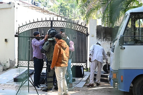 Schools In Ahmedabad & Vadodara Receive Bomb Threat Emails