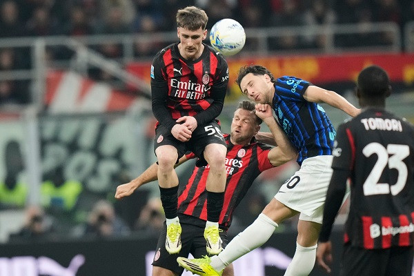 AC Milan beat rivals Inter 1-0