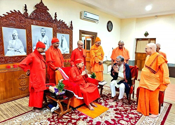 CEC Gyanesh Kumar Visits Belur Math