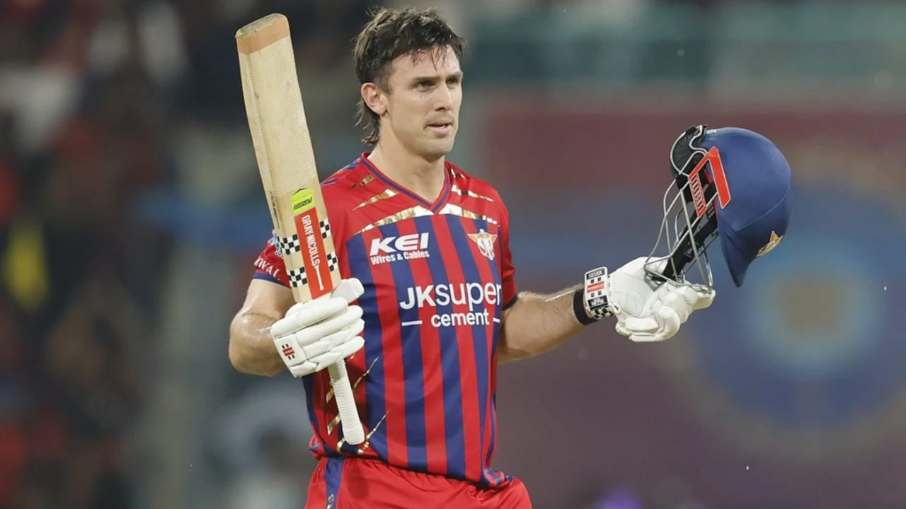 Bengaluru loses chance to reach the top after defeat against Lucknow Super