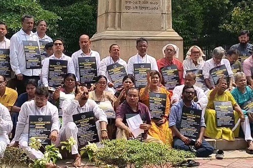 Sit-in at the Assembly over Hawker Eviction