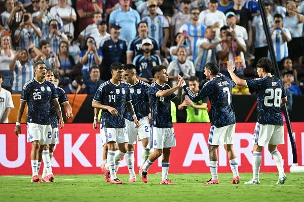 Argentina celebrate one of their goals in their win over Honduras