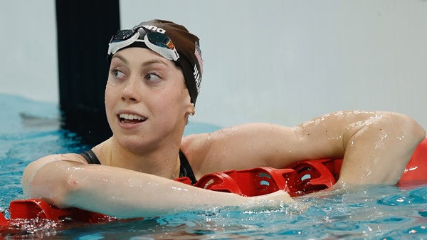 USA’s Gretchen Walsh breaks world record in 50m freestyle