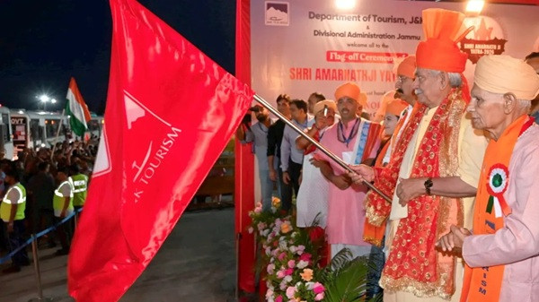 J&K Lieutenant Governor Manoj Sinha flags off the first batch of Amarnath Yatra pilgrims