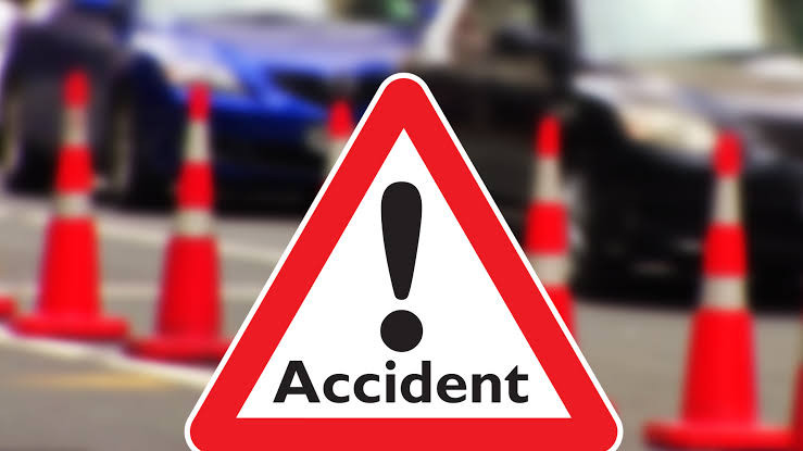 Bus collision in Pakistan