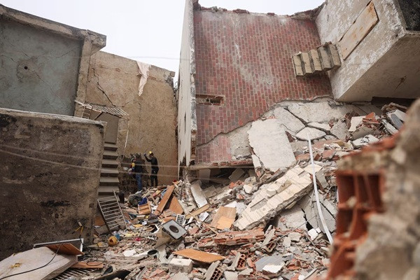 Venezuela earthquake death toll rises to 4,333